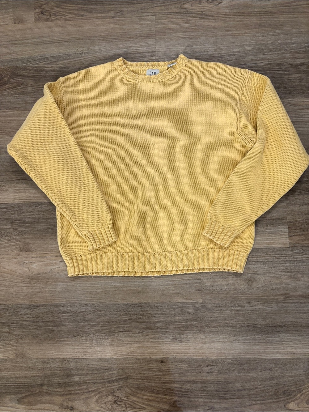 GAP Women’s Medium 100% Cotton Butter Yellow Crewneck Sweater